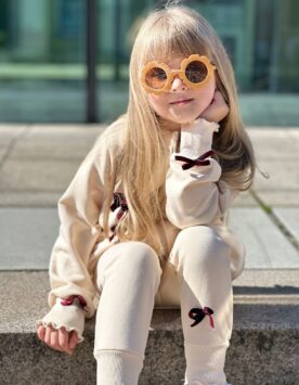 Dres Kokardka biszkoptowa Le Bonbon – bluza dziecięca z kokardkami